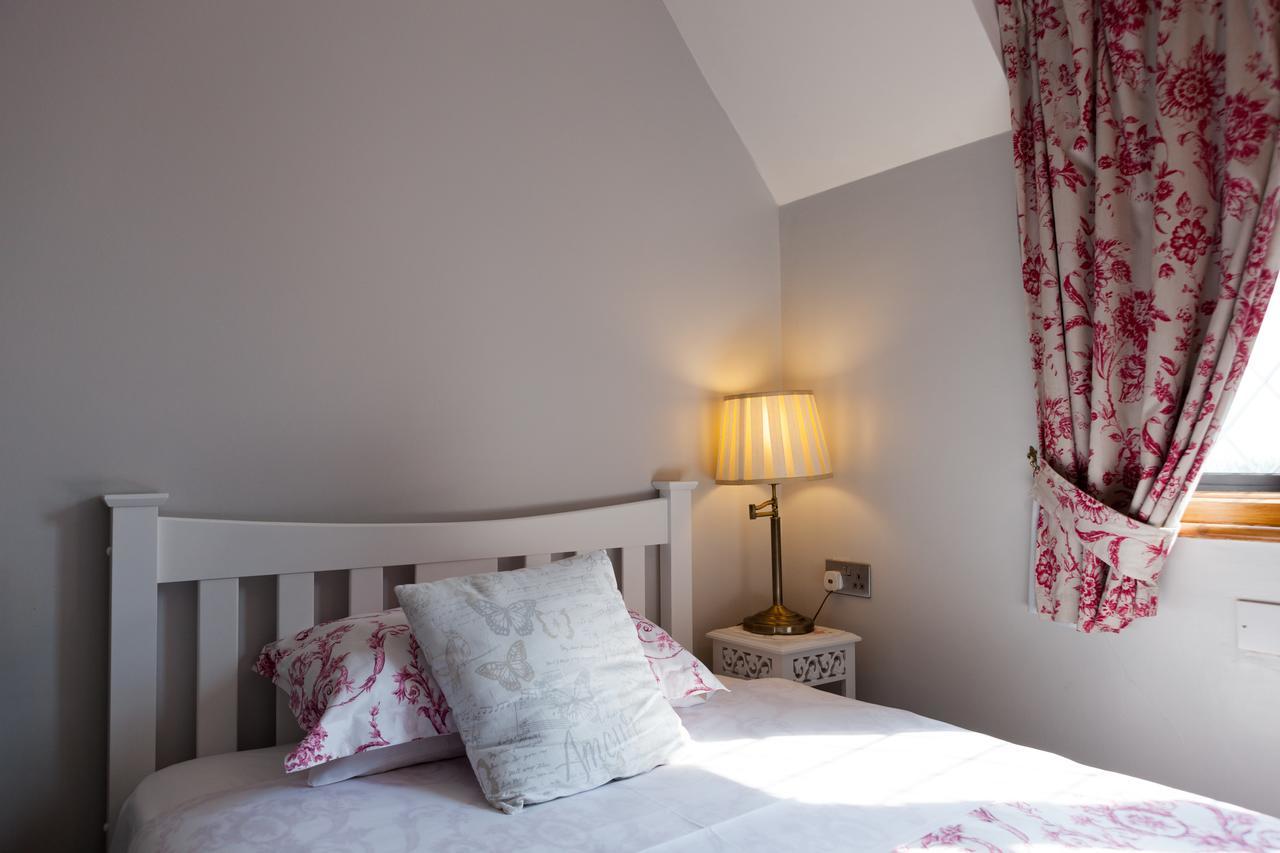 Fern Lodge Guesthouse Hythe  Zewnętrze zdjęcie