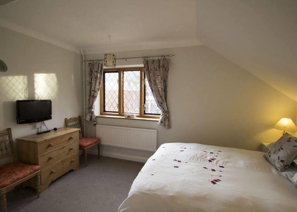 Fern Lodge Guesthouse Hythe  Zewnętrze zdjęcie