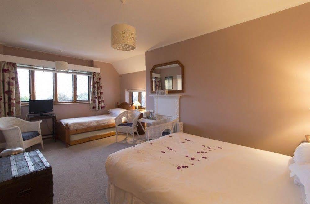 Fern Lodge Guesthouse Hythe  Zewnętrze zdjęcie